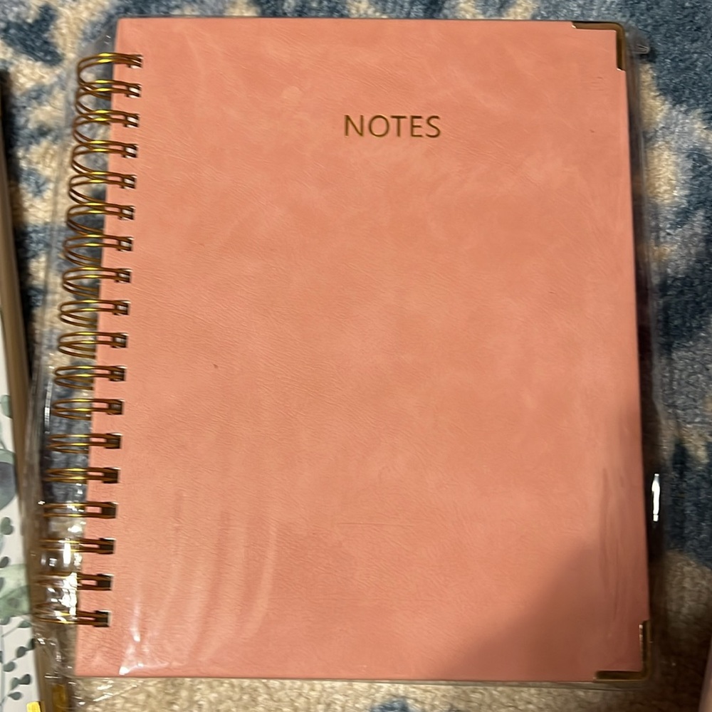 Nice notebook bundle - Picture 2 of 3
